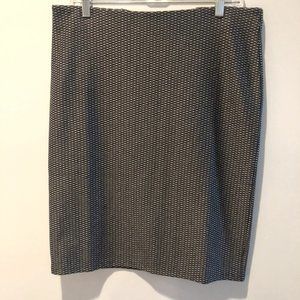 Women's Black and White Loft Pencil Skirt Petite Large